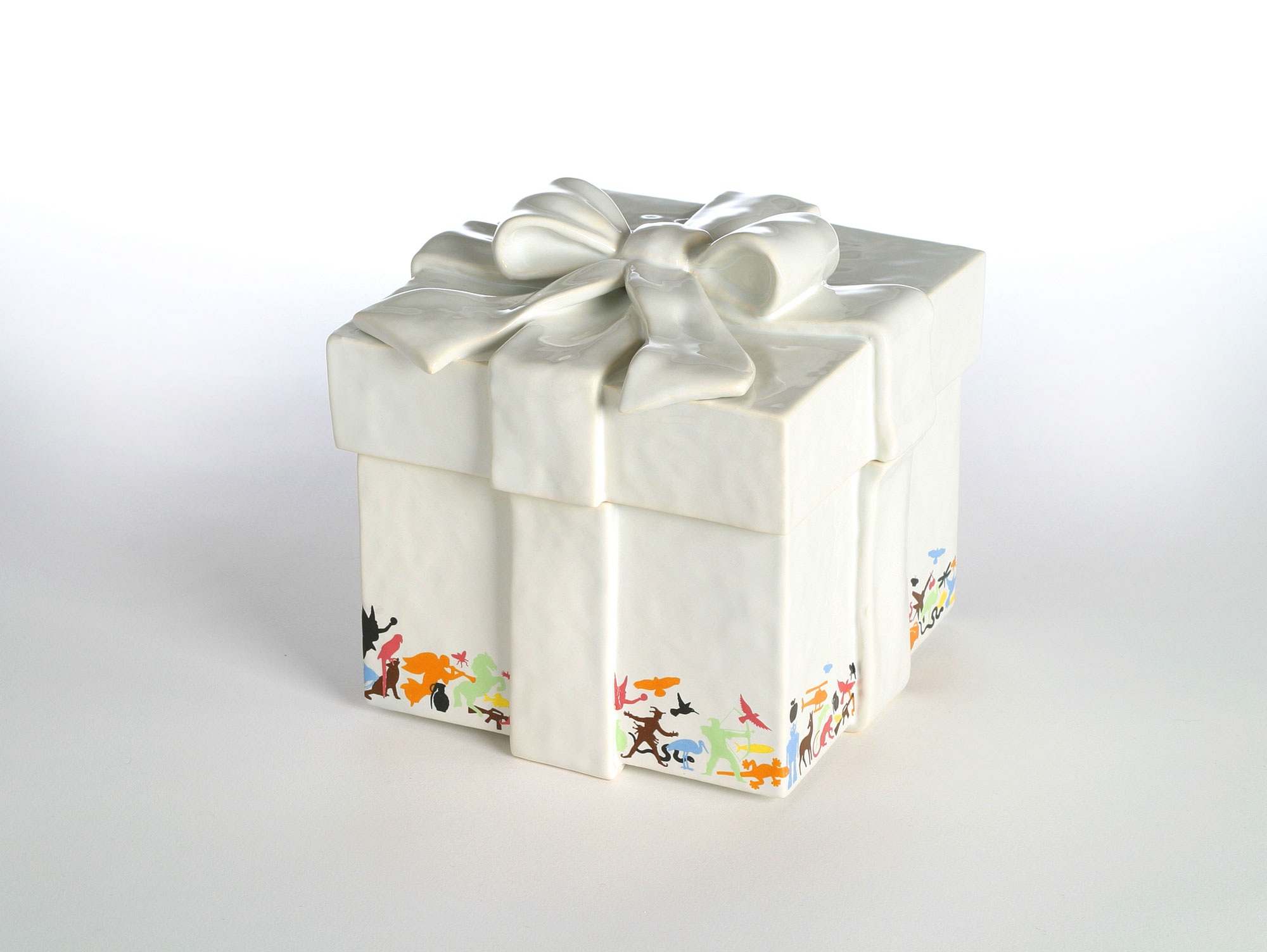 Studio-Job-Precious-Box-screen-printed