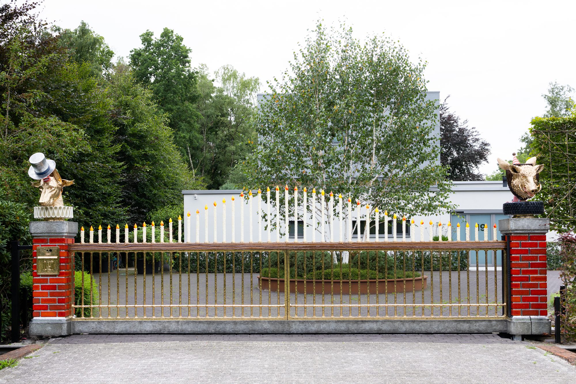 StudioJob-WhatTheHeck-3